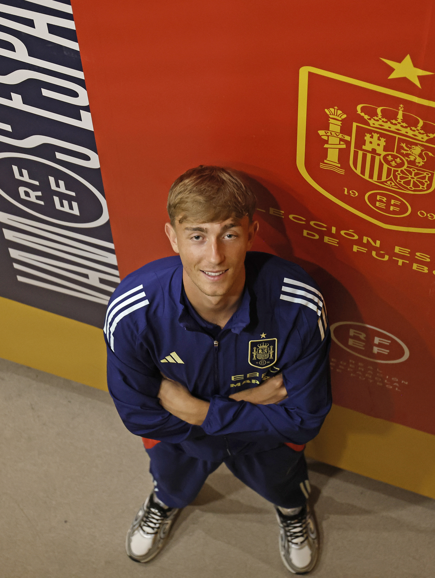 Entrevista con Huijsen en Las Rozas