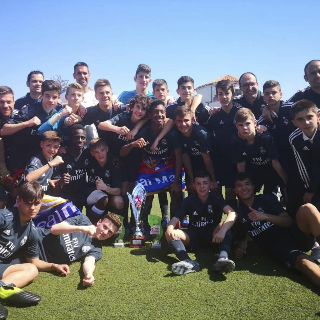 Il bambino di fabbrica A nel 2018/19.